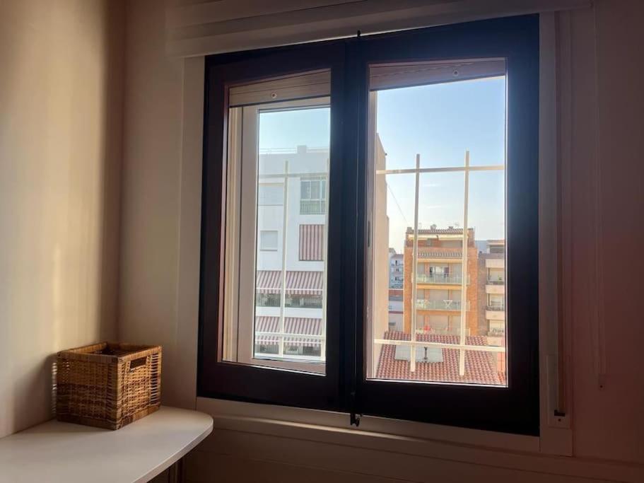 Apartamento Atico Luminoso Centrico Y Comodo Figueras Exterior foto