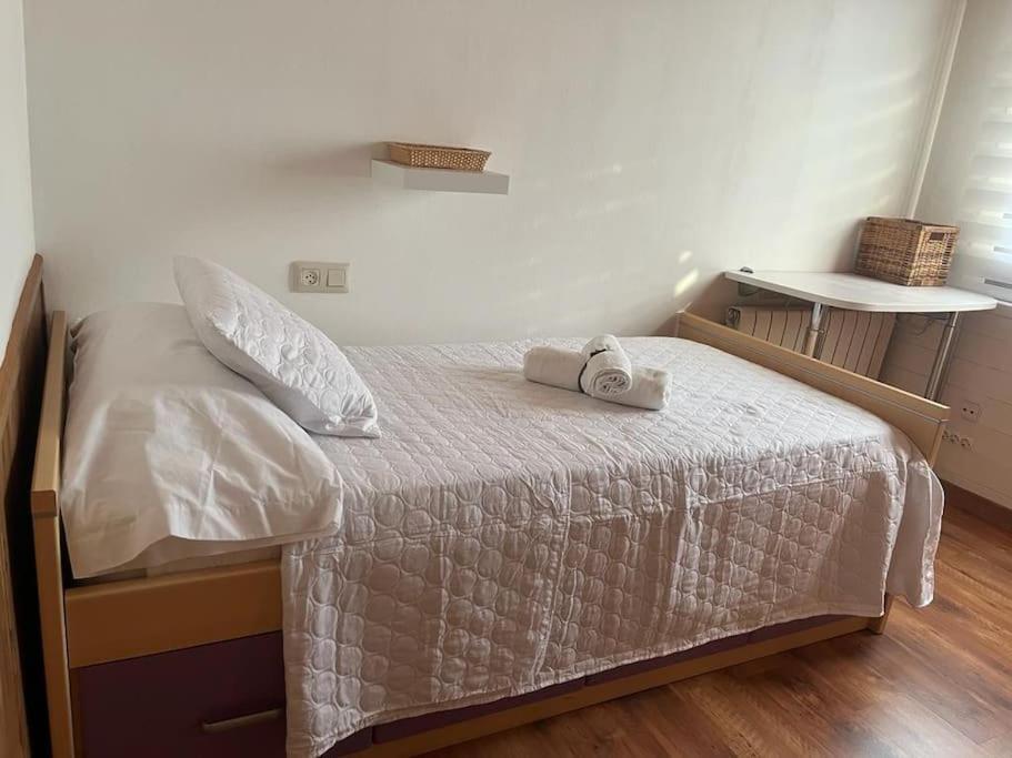 Apartamento Atico Luminoso Centrico Y Comodo Figueras Exterior foto
